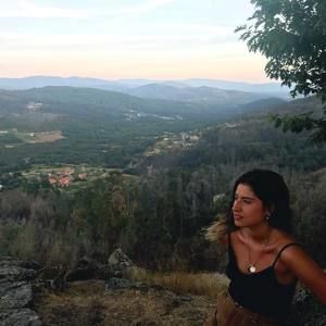 Meet your Posher, Romi